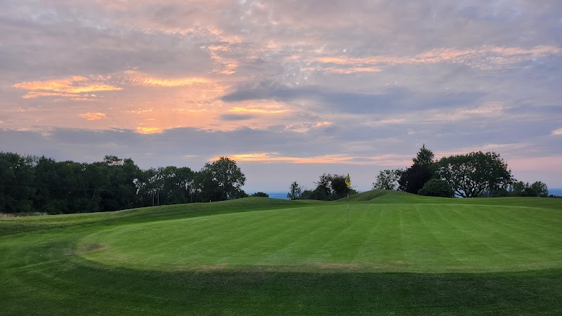 Broadway Golf Club on the escarpment above the Vale of Evesham, Cotswolds