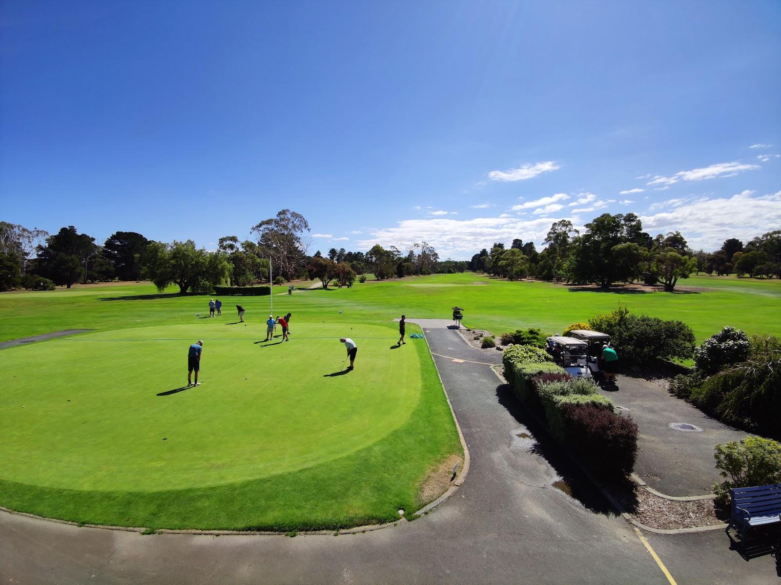 Royal Hobart Golf Club, sand-based fairways and bunkers in natural bushland at Seven Mile Beach near Hobart, Tasmania, Australia