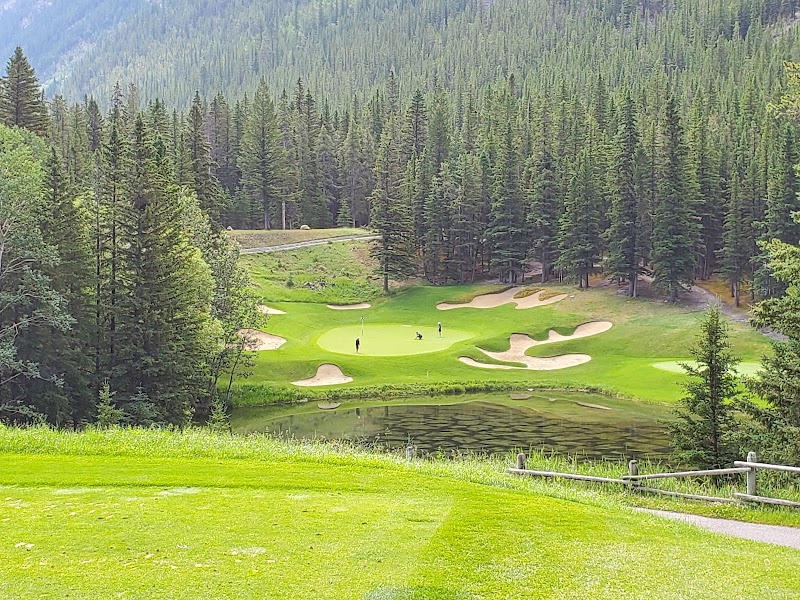 Fairmont Banff Springs Golf Course fairway with the Canadian Rockies behind, Banff, Alberta