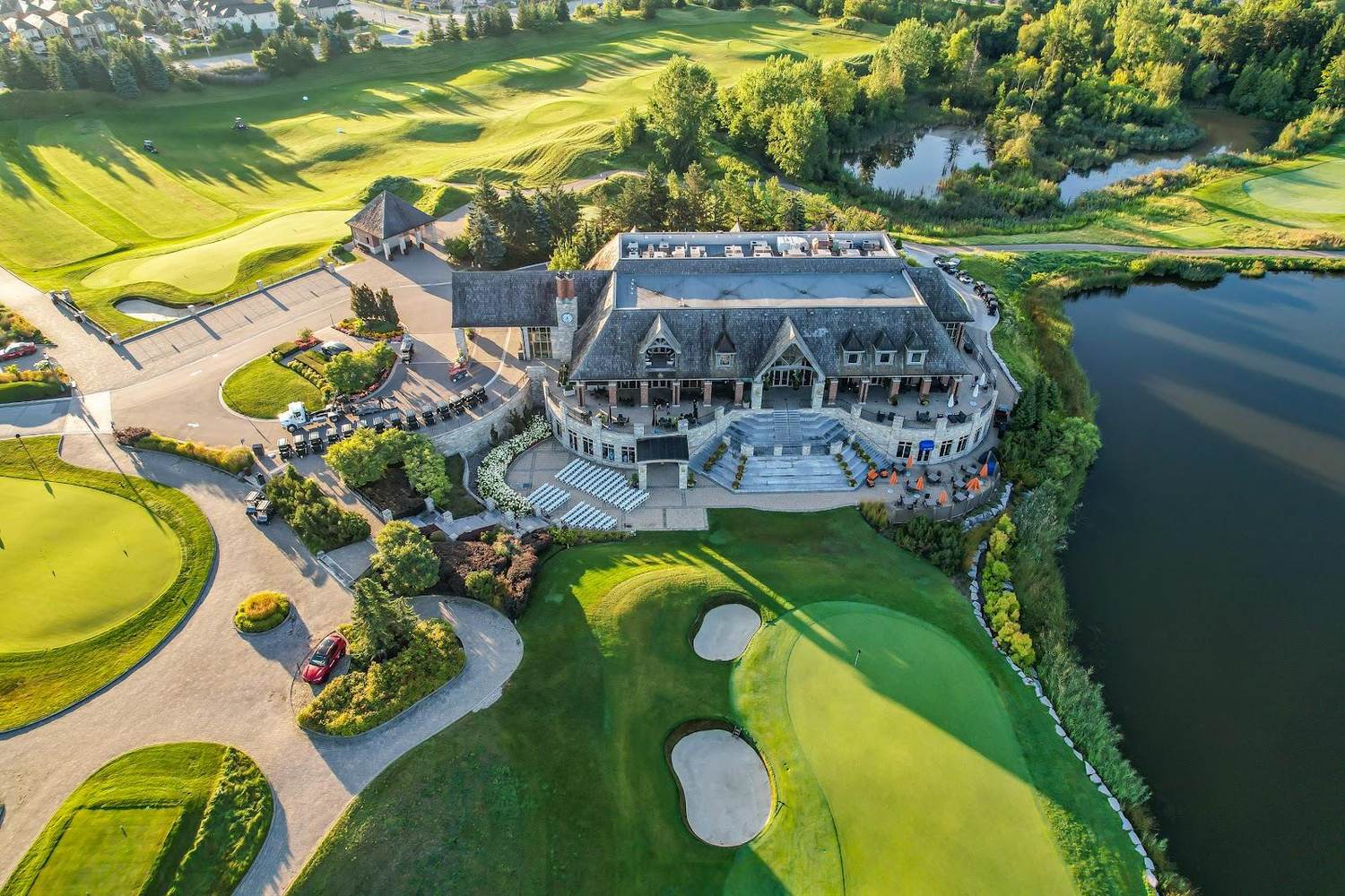 Eagles Nest Golf Club links style dunes and pot bunkers in Maple, Vaughan, Ontario, Canada