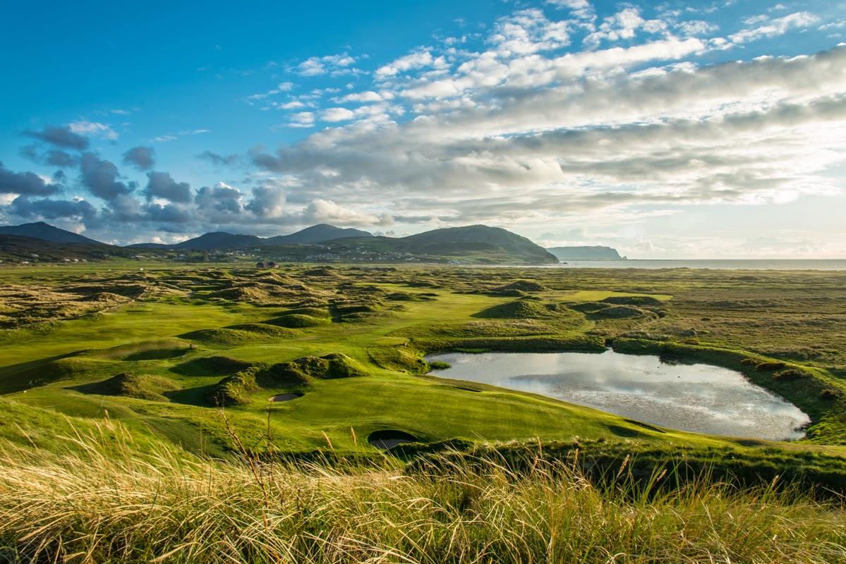 Ballyliffin Old Links, rumpled fairways running through the dunes of the Inishowen Peninsula, County Donegal, Ireland