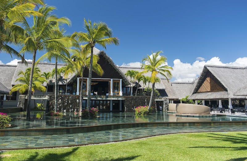Constance Belle Mare Plage Legend course through forest in Mauritius