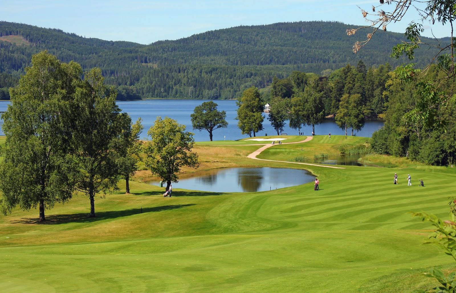 Oslo Golfklubb, lakeside parkland fairway by Lake Bogstad near Oslo, Norway