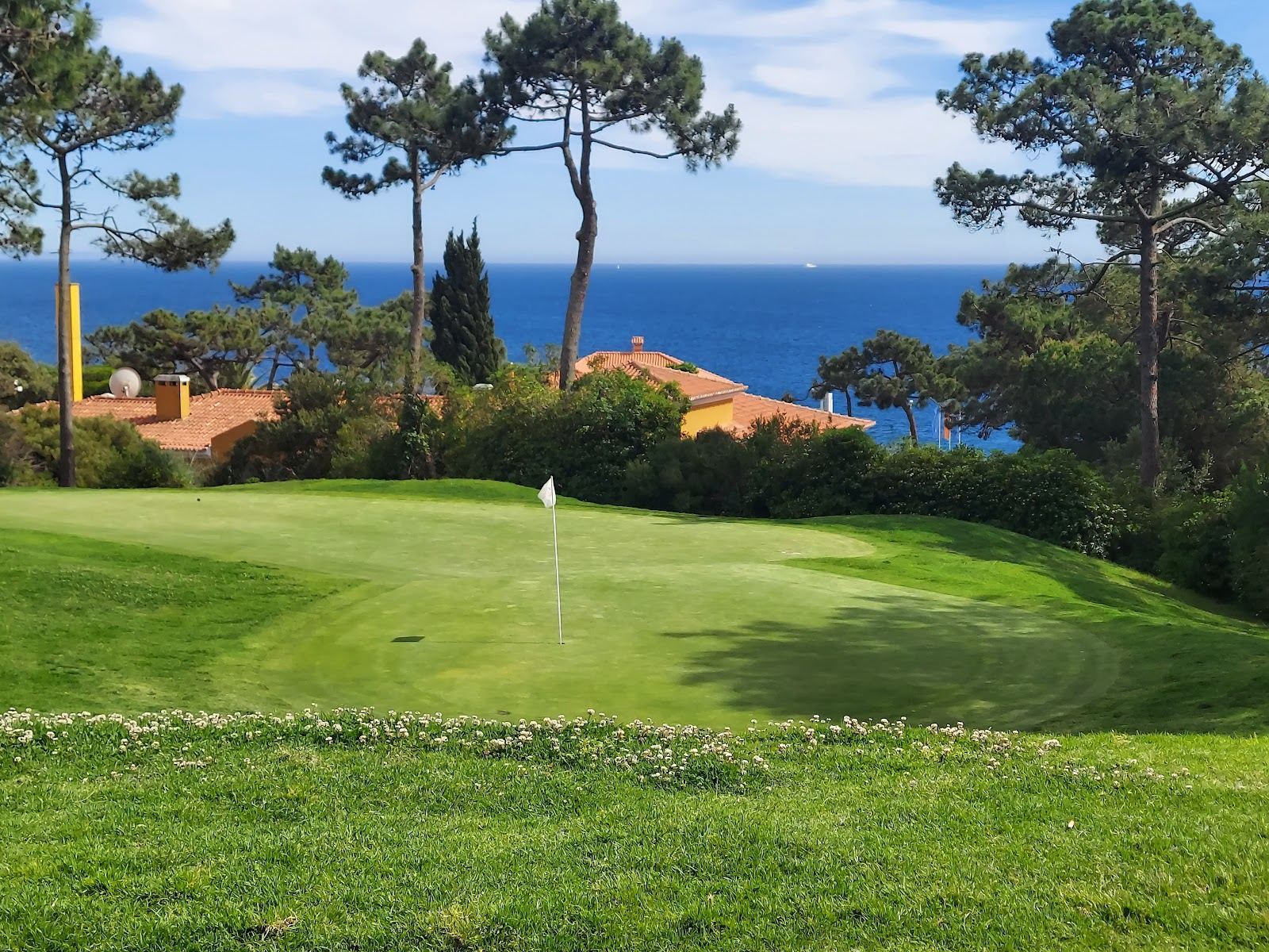 Quinta da Marinha Golf, pine framed fairways near the Atlantic at Cascais, Lisbon coast, Portugal