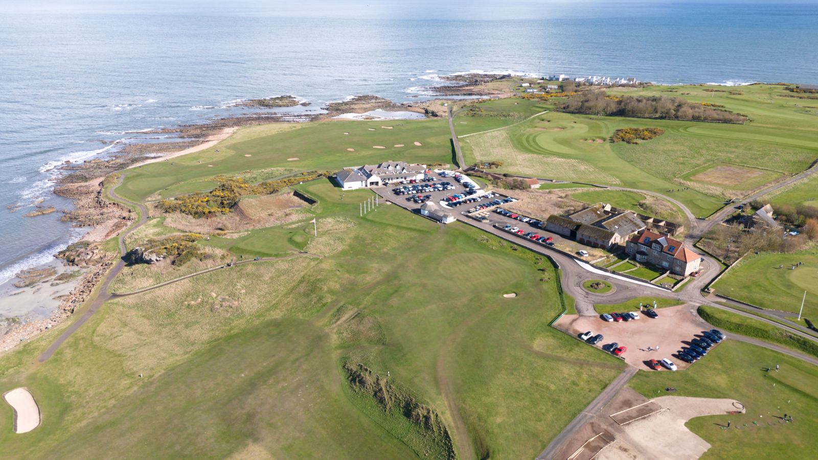 Crail Balcomie Links, clifftop fairways above the Firth of Forth in the East Neuk of Fife