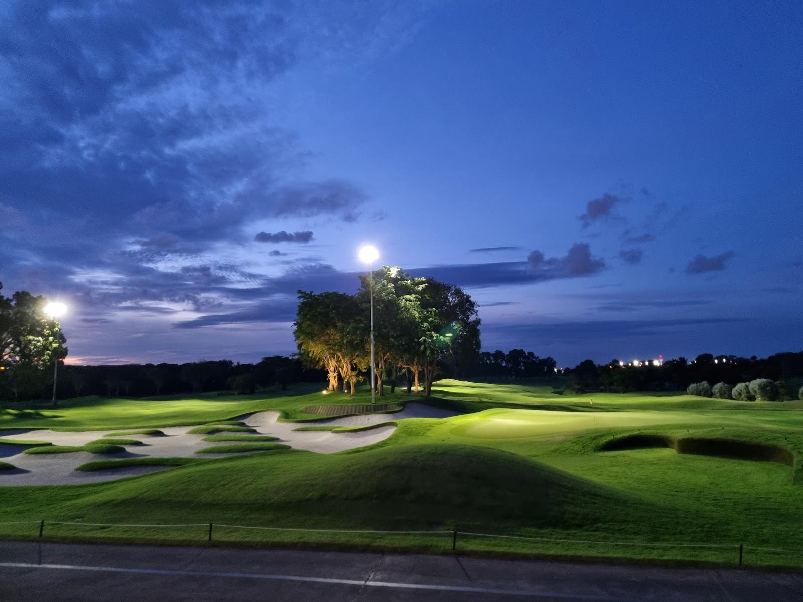 Tanah Merah Country Club, Tampines Course, long championship fairway with bunkering near Changi, Singapore