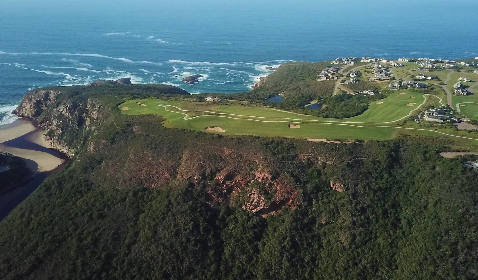 Oubaai Golf Club, links style fairways on the cliffs above the Indian Ocean at Herolds Bay near George
