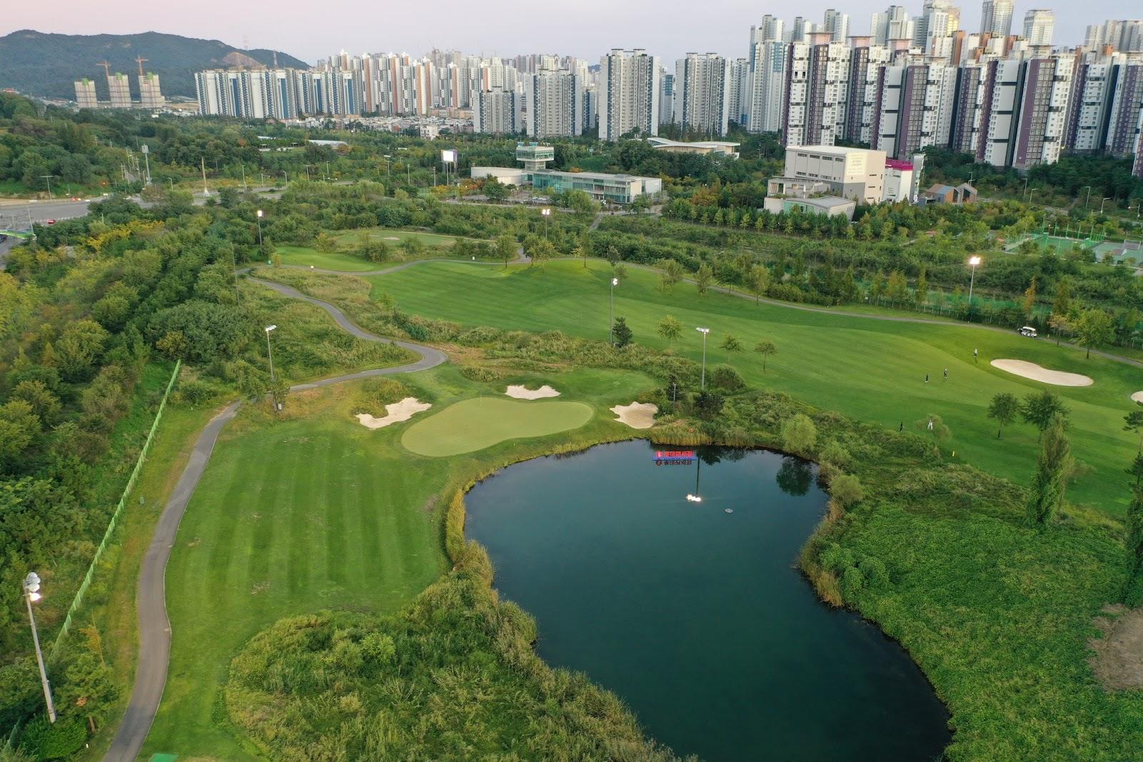 Bear's Best Cheongna, Jack Nicklaus designed fairways and water near Incheon, South Korea