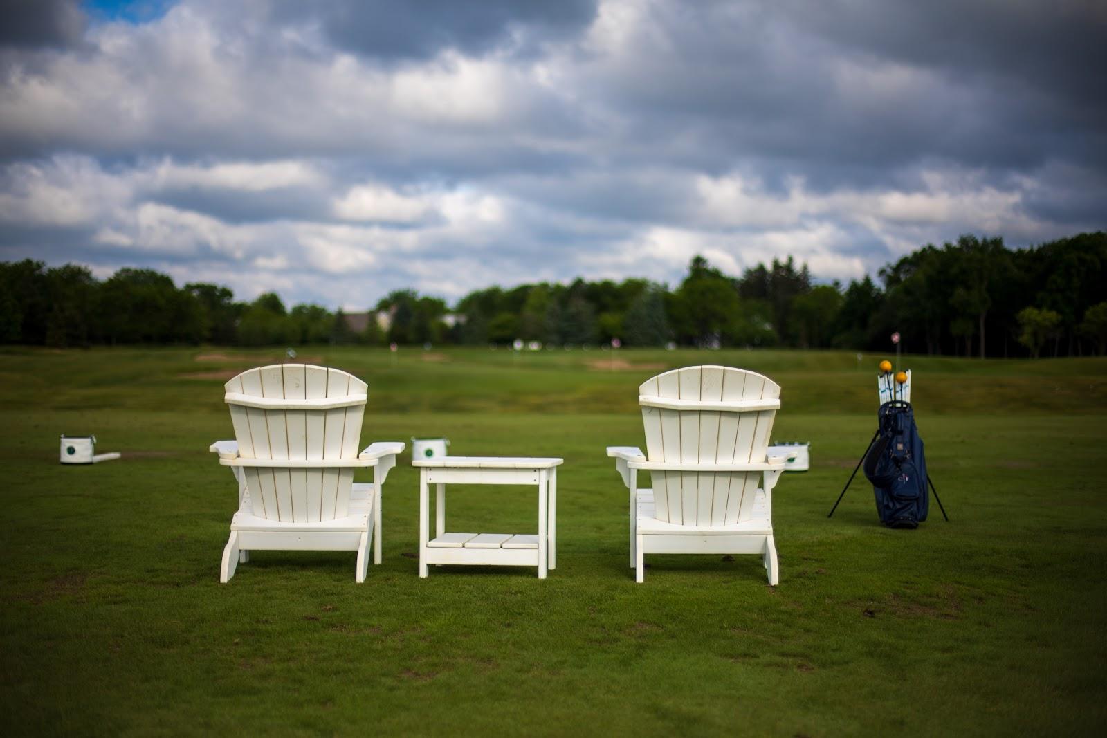Conway Farms Golf Club, a Tom Fazio fairway across open prairie land in Lake Forest, Illinois