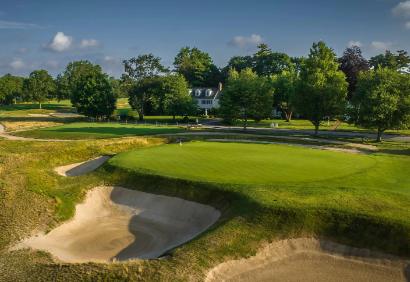 Garden City Golf Club, open links style fairways and deep bunkering in Garden City, New York