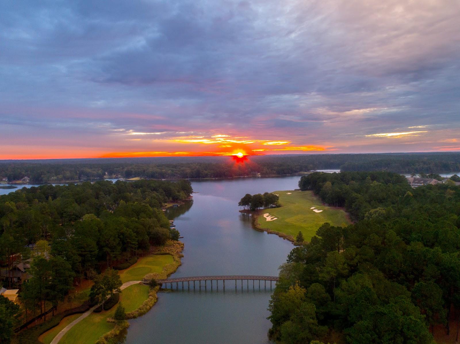 The Oconee Course at Reynolds Lake Oconee, a Rees Jones design along the lake shoreline in Georgia