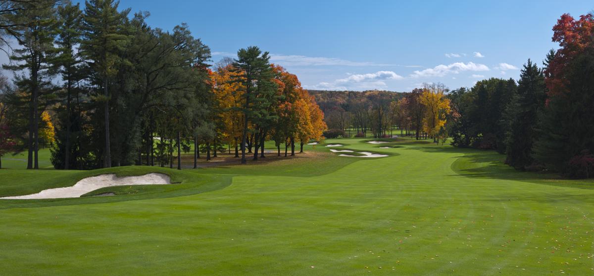Saucon Valley Country Club Old Course, a tree lined parkland fairway in Bethlehem, Pennsylvania