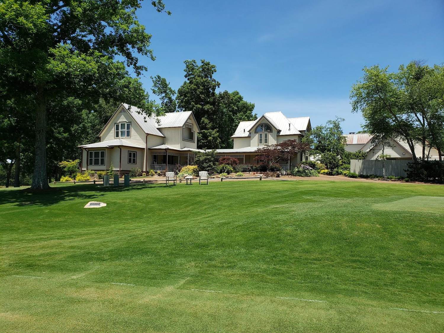 The Honors Course, native grasses and woodland framing a Pete Dye fairway near Chattanooga, Tennessee