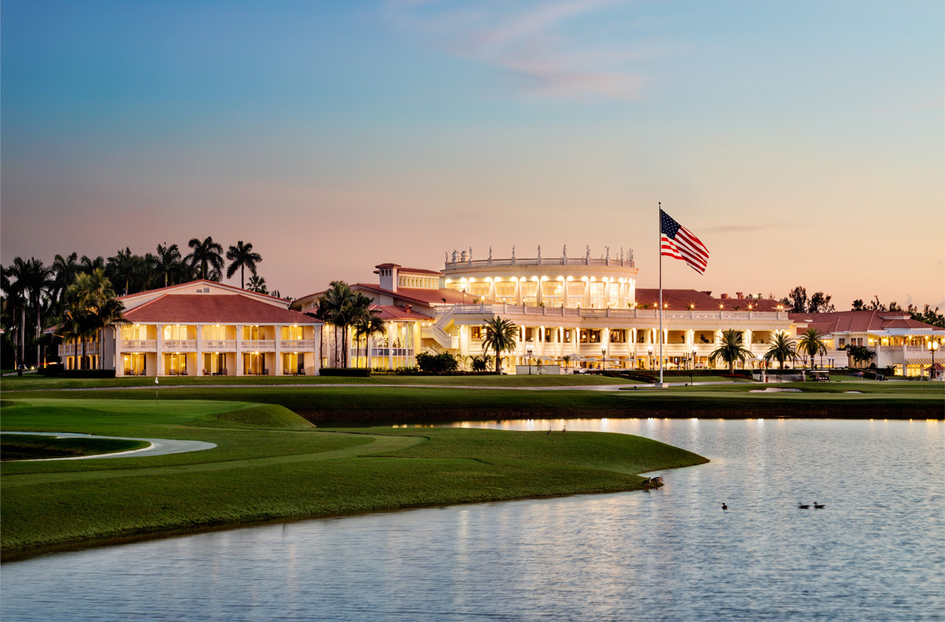 Trump National Doral Blue Monster, water guarded eighteenth hole in Miami, Florida