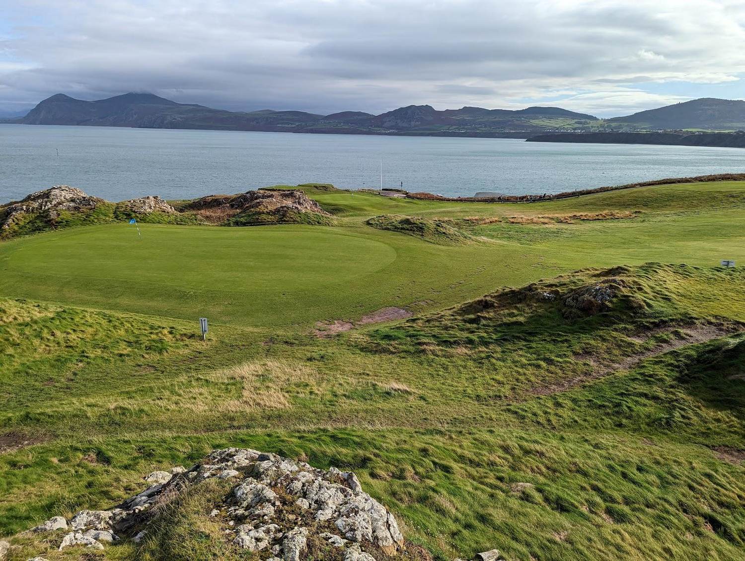 Nefyn and District Golf Club, clifftop fairways on the Llyn Peninsula headland above the Irish Sea, Wales