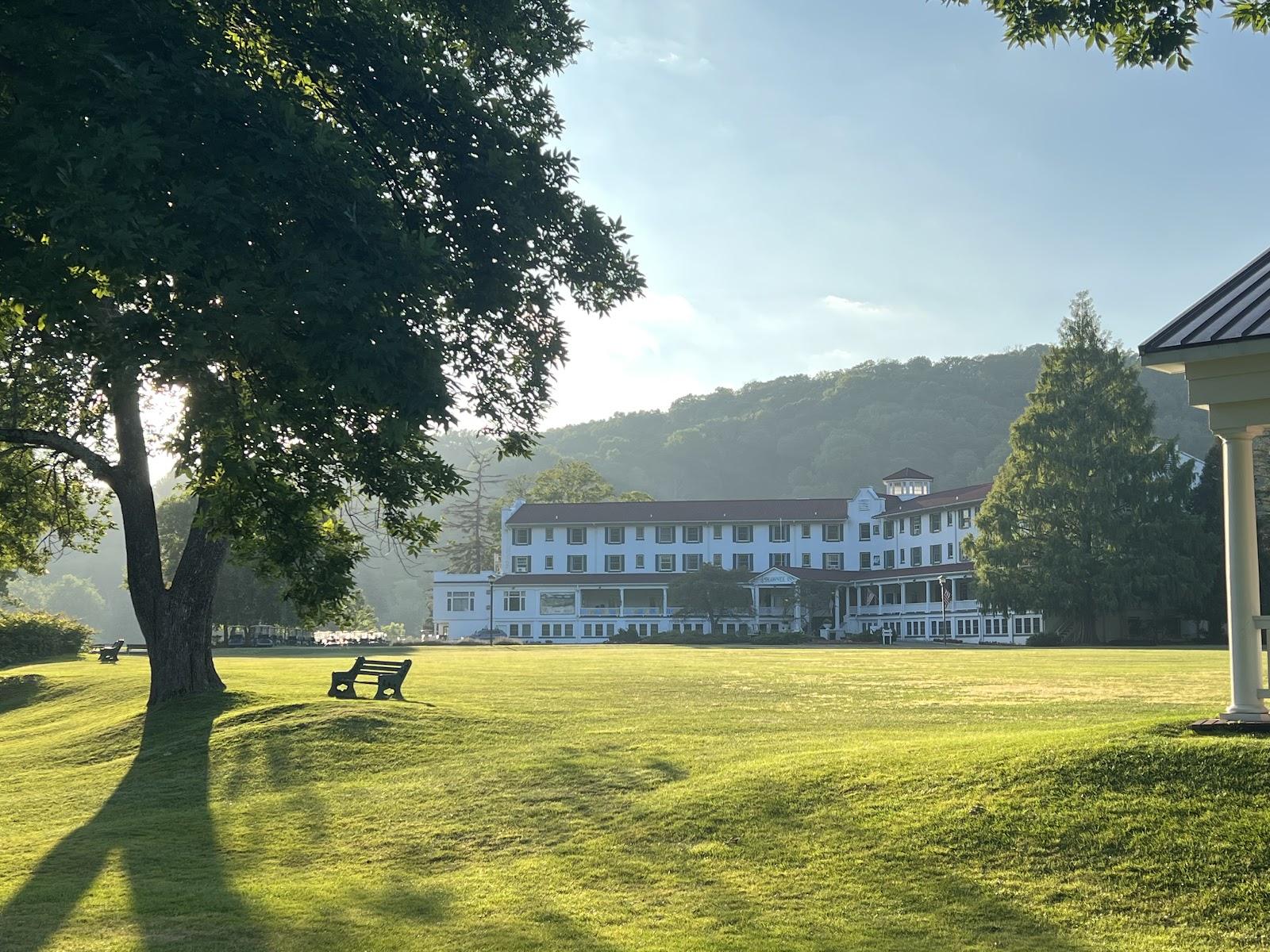 The Poconos, the Shawnee Inn golf course on an island in the Delaware River, Pennsylvania