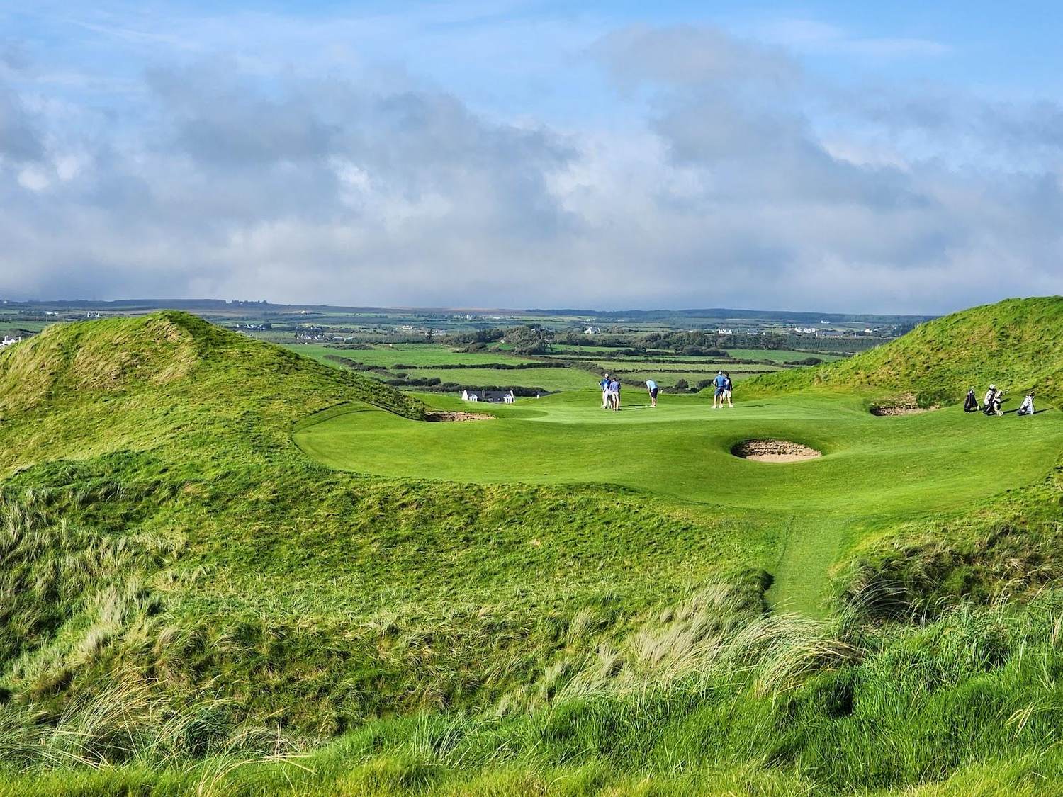 Lahinch Golf Club Old Course, links fairways and dunes above the Atlantic, County Clare, Ireland