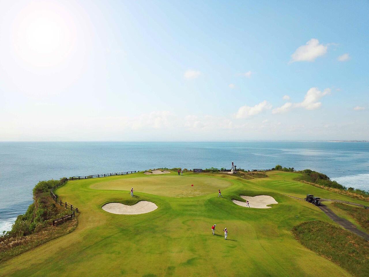 New Kuta Golf on the Bukit peninsula, holes along the limestone cliffs above the Indian Ocean in Bali