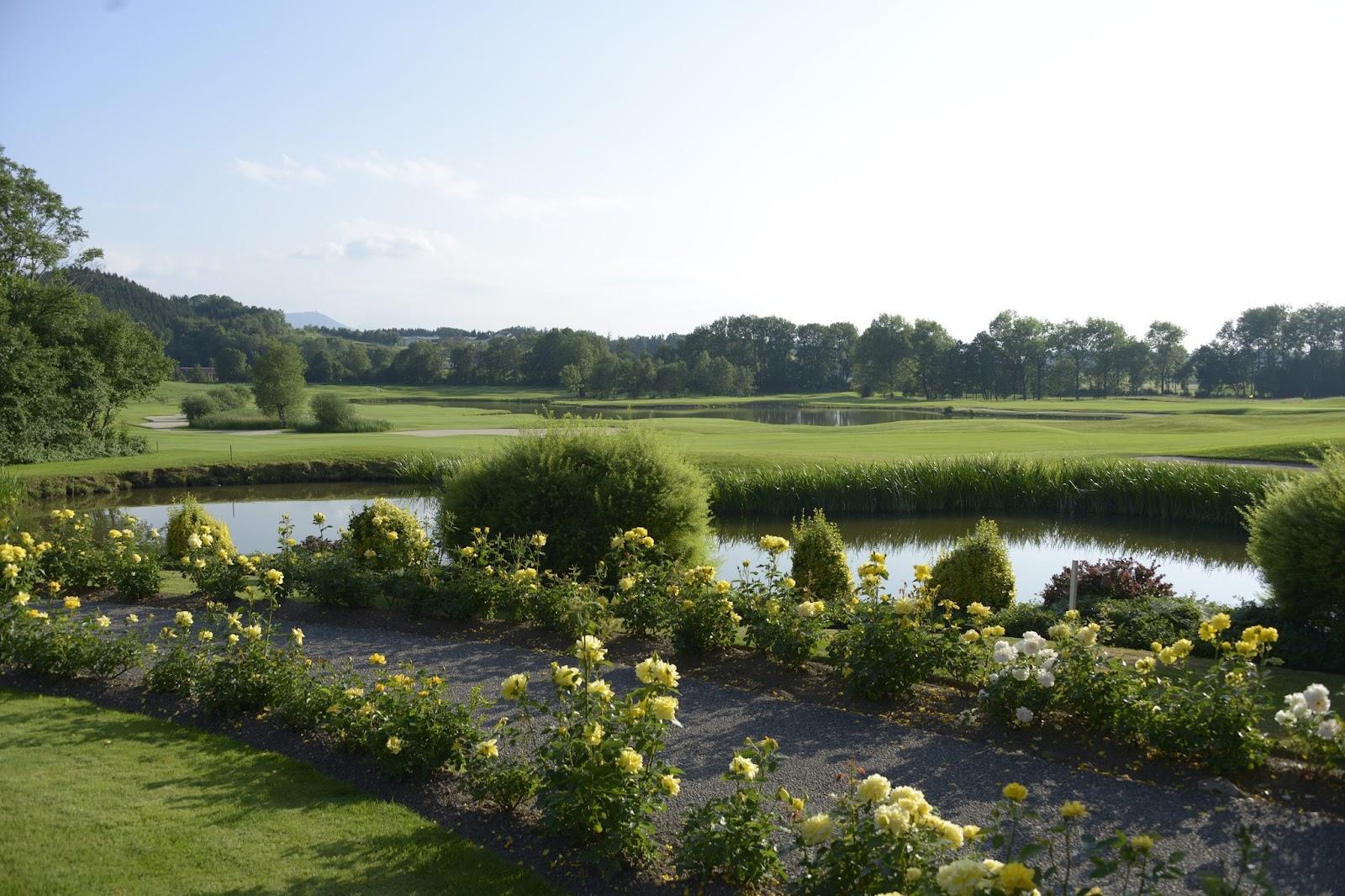 Golfclub Gut Altentann near Salzburg, a benchmark for Austrian alpine green fee value