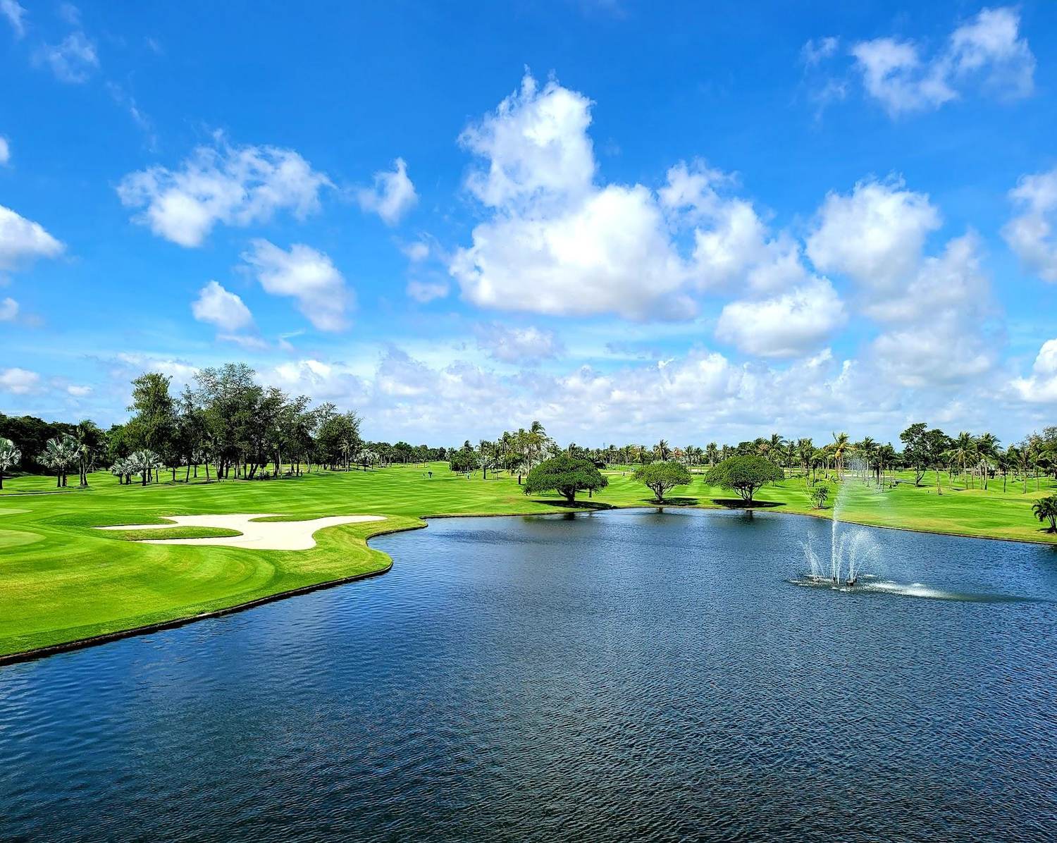 Thai Country Club near Bangkok, championship fairway framed for corporate golf