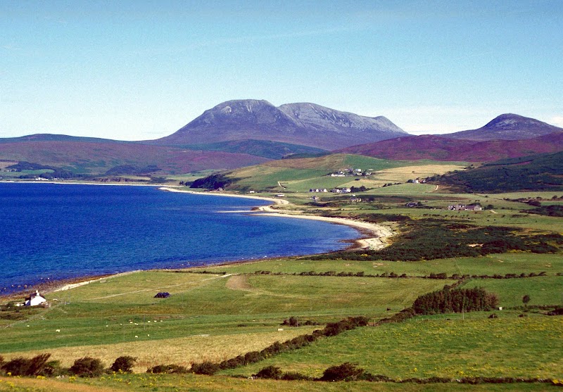 Machrie Bay Golf Club, 9 hole links on the west coast of the Isle of Arran