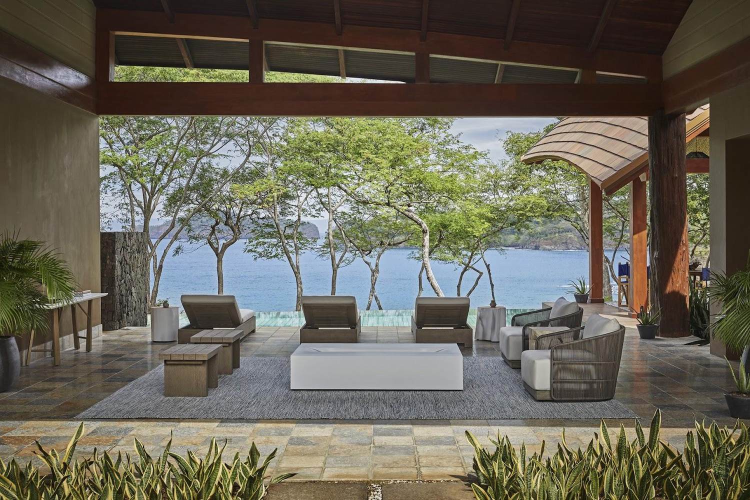 Four Seasons Peninsula Papagayo Ocean Course above the Pacific in Guanacaste, Costa Rica