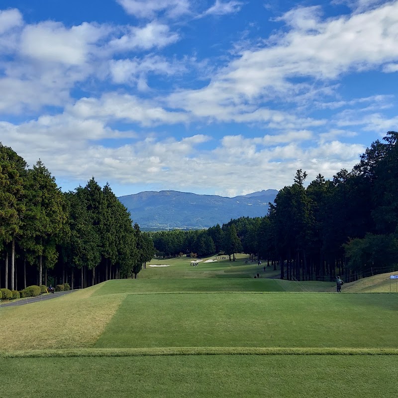 Kawana Fuji course clifftop holes above Sagami Bay, Japan
