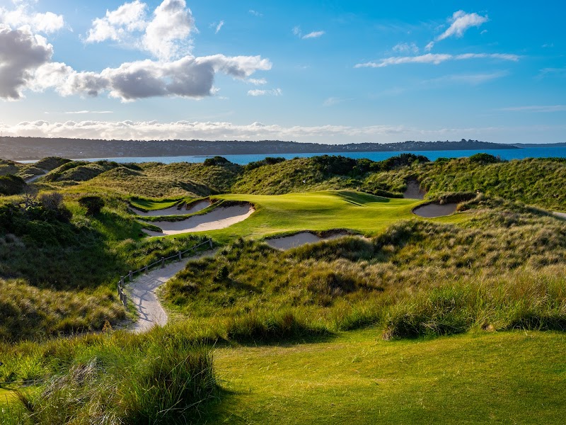 Barnbougle Dunes, Tom Doak and Mike Clayton links along the Tasmanian coast